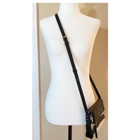 Kate Spade - Mini Cobble Hill Crossbody - Picture 9 of 11
